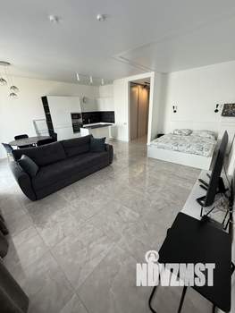 Студия квартира, посуточно, 57м2, 23/37 этаж