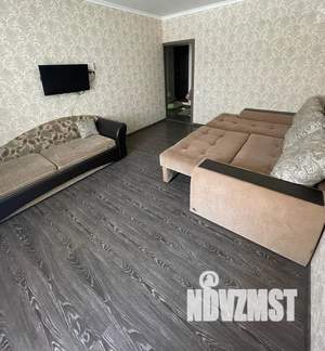 1-к квартира, посуточно, 40м2, 1/10 этаж