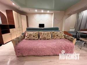 Студия квартира, посуточно, 42м2, 9/9 этаж