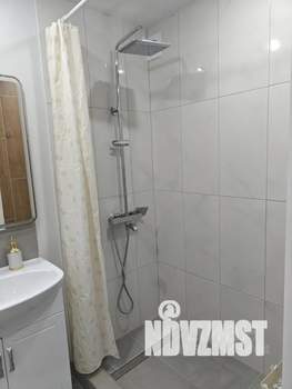 1-к квартира, посуточно, 34м2, 2/9 этаж