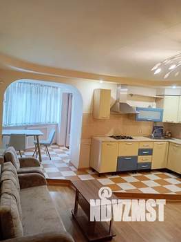 3-к квартира, посуточно, 71м2, 2/10 этаж