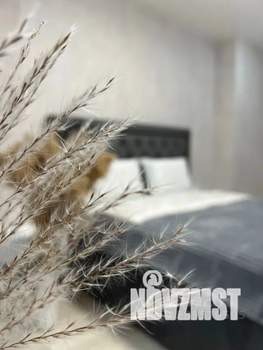 1-к квартира, посуточно, 40м2, 11/18 этаж