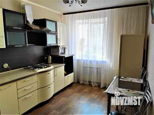 1-к квартира, посуточно, 38м2, 3/10 этаж