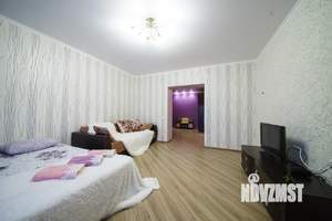 1-к квартира, посуточно, 50м2, 1/1 этаж