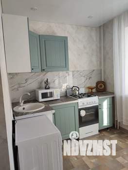 1-к квартира, посуточно, 37м2, 4/10 этаж