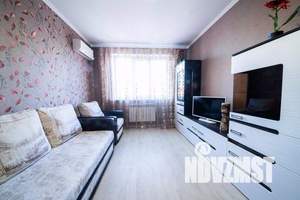 1-к квартира, посуточно, 56м2, 8/17 этаж