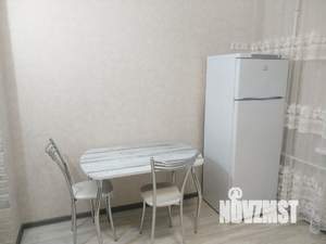 1-к квартира, посуточно, 42м2, 1/10 этаж