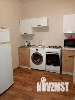 1-к квартира, посуточно, 37м2, 10/10 этаж