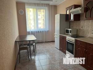 1-к квартира, посуточно, 39м2, 3/20 этаж