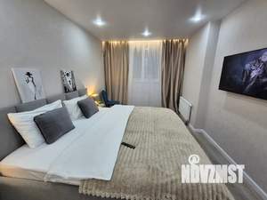 1-к квартира, посуточно, 37м2, 10/22 этаж