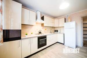 1-к квартира, посуточно, 53м2, 1/1 этаж