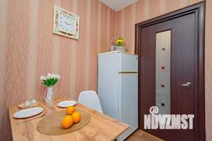 1-к квартира, посуточно, 44м2, 1/1 этаж