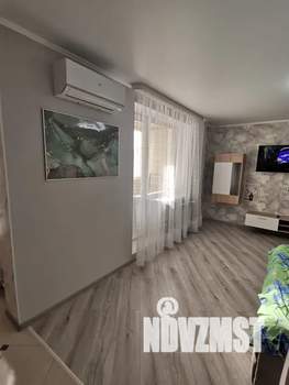 Студия квартира, посуточно, 40м2, 8/10 этаж