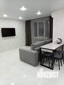 Студия квартира, посуточно, 38м2, 16/16 этаж