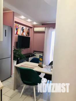 Студия квартира, посуточно, 53м2, 5/19 этаж