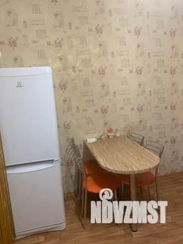 1-к квартира, посуточно, 37м2, 10/10 этаж