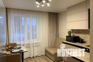 1-к квартира, посуточно, 42м2, 1/10 этаж