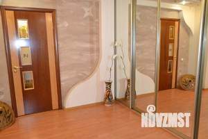 1-к квартира, посуточно, 55м2, 1/1 этаж