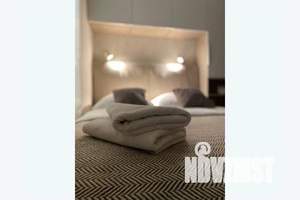 2-к квартира, посуточно, 42м2, 9/25 этаж