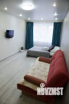 1-к квартира, посуточно, 47м2, 1/25 этаж