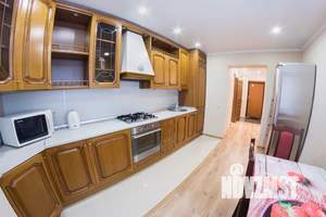 1-к квартира, посуточно, 50м2, 3/10 этаж