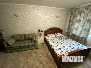 1-к квартира, посуточно, 36м2, 2/10 этаж