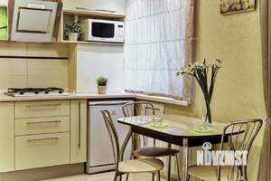 1-к квартира, посуточно, 45м2, 1/9 этаж