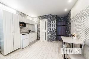 Студия квартира, посуточно, 25м2, 3/3 этаж