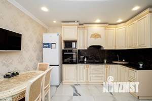 1-к квартира, посуточно, 43м2, 4/25 этаж