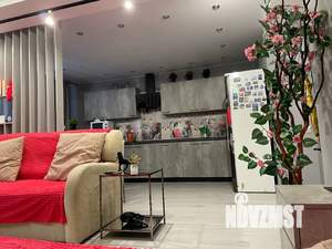 Студия квартира, посуточно, 41м2, 1/16 этаж