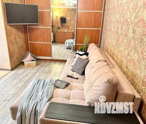 1-к квартира, посуточно, 54м2, 1/1 этаж