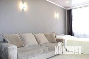 1-к квартира, посуточно, 45м2, 6/16 этаж