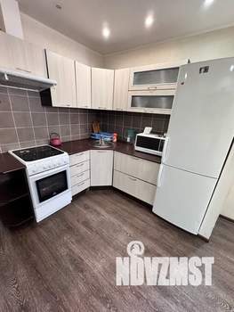 Студия квартира, посуточно, 30м2, 3/10 этаж