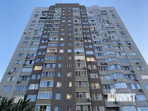 2-к квартира, посуточно, 60м2, 1/1 этаж