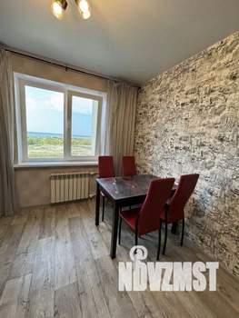 1-к квартира, посуточно, 42м2, 1/1 этаж