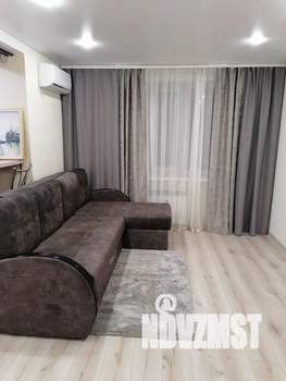 Студия квартира, посуточно, 37м2, 6/10 этаж