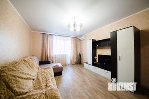 1-к квартира, посуточно, 53м2, 1/1 этаж