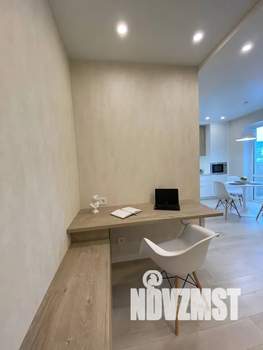 2-к квартира, посуточно, 42м2, 8/23 этаж