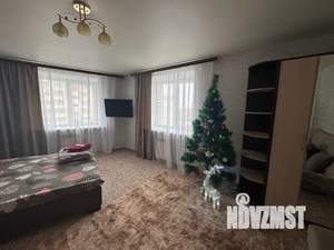 1-к квартира, посуточно, 40м2, 8/10 этаж