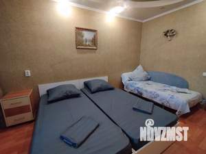 2-к квартира, посуточно, 64м2, 1/1 этаж