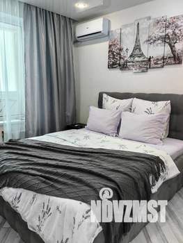 Студия квартира, посуточно, 32м2, 9/25 этаж