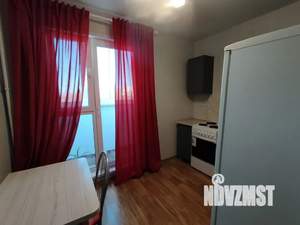 1-к квартира, посуточно, 35м2, 7/10 этаж