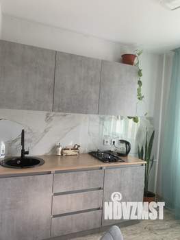 1-к квартира, посуточно, 35м2, 6/10 этаж
