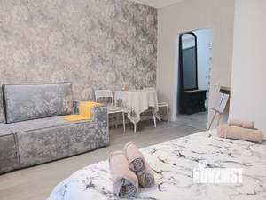 1-к квартира, посуточно, 40м2, 1/2 этаж