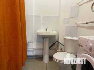 1-к квартира, посуточно, 35м2, 4/16 этаж