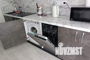 1-к квартира, посуточно, 40м2, 1/18 этаж