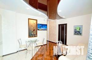 2-к квартира, посуточно, 60м2, 9/10 этаж