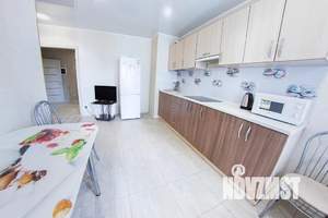 1-к квартира, посуточно, 42м2, 4/25 этаж