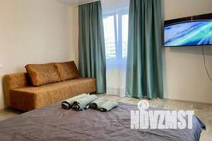 1-к квартира, посуточно, 35м2, 4/18 этаж