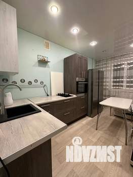 1-к квартира, посуточно, 38м2, 6/10 этаж